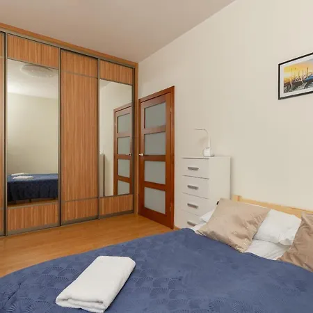 Cozy Batalionow Chlopskich In By Renters * Gdynia